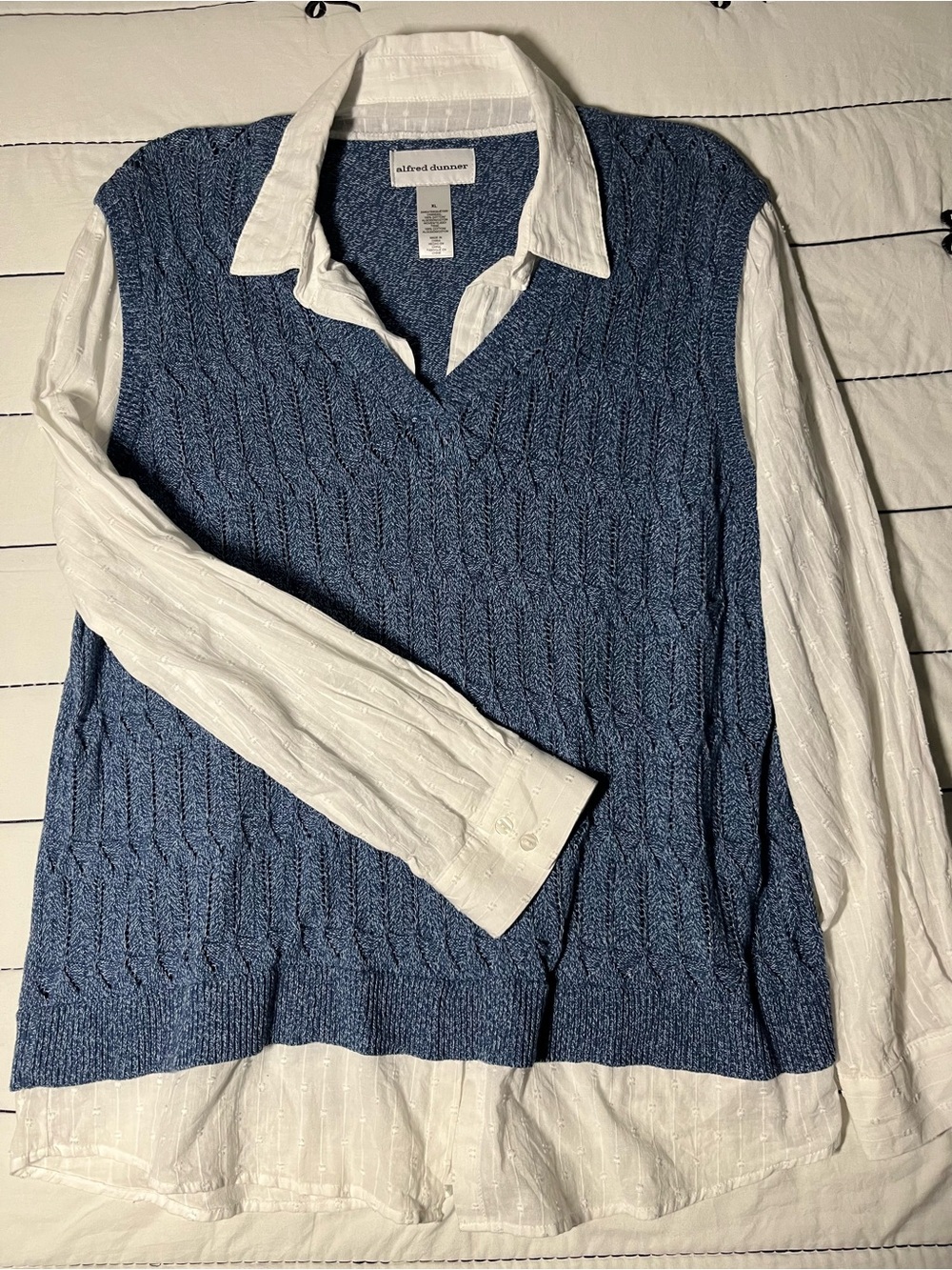 Alfred Dunner Blue V-Neck Cable Knit Sleeveless Sweater Layered Top
